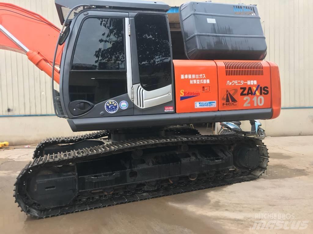 Hitachi ZX 210 Vikšriniai ekskavatoriai