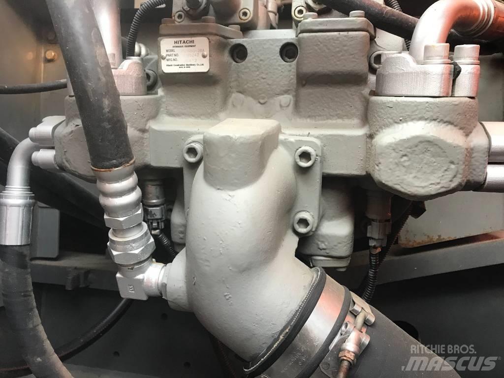 Hitachi ZX 210 Vikšriniai ekskavatoriai