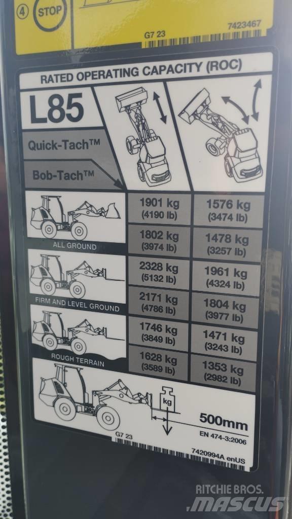 Bobcat L 85 Naudoti ratiniai krautuvai