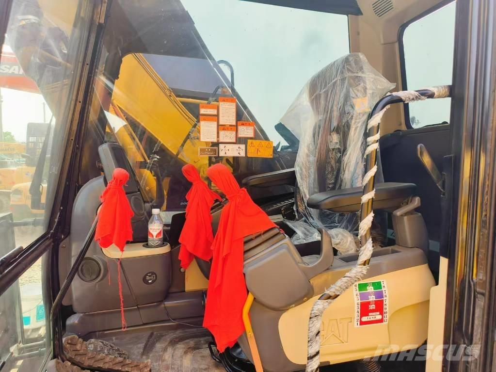 CAT 320 D Vikšriniai ekskavatoriai