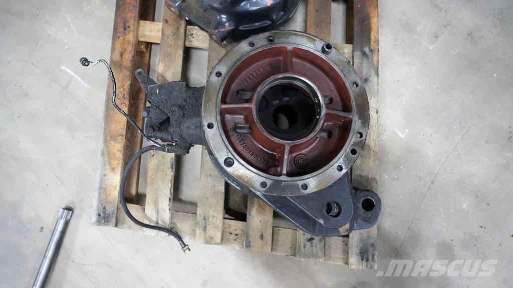 CASE CS 86 Bromshus Stabdžiai