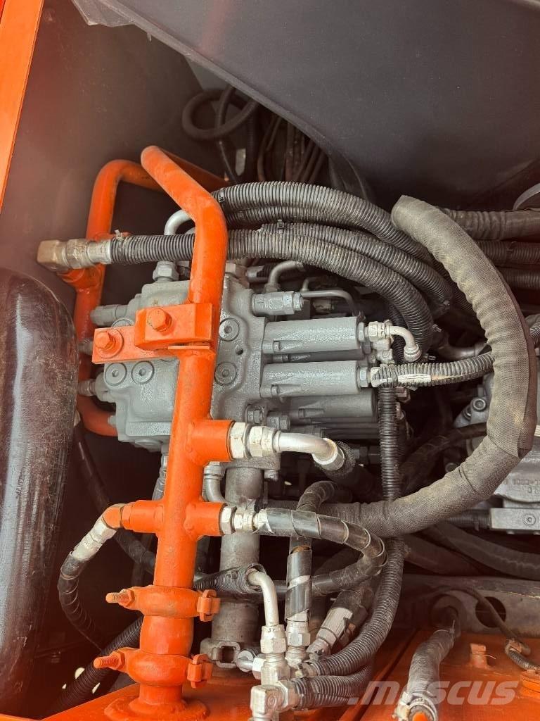 Hitachi ZX 70 Mini ekskavatoriai < 7 t