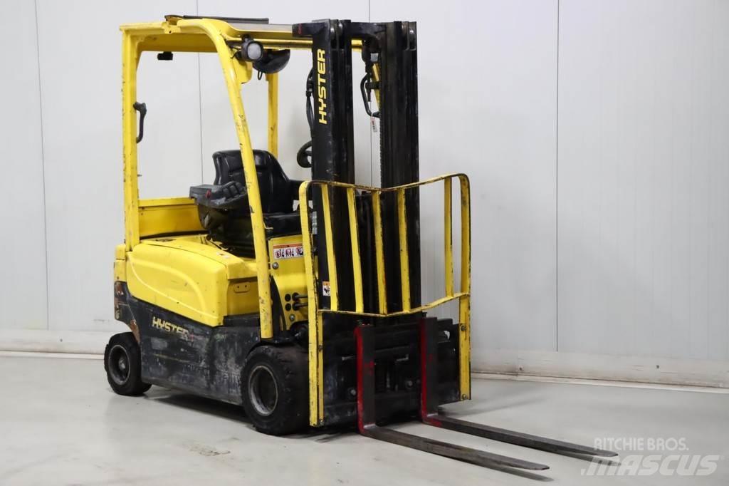 Hyster J1.8XNT Elektriniai šakiniai krautuvai