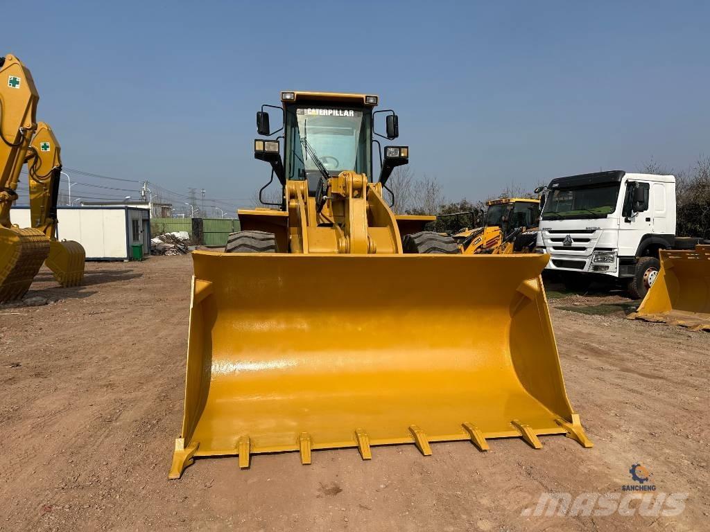 CAT 950G Naudoti ratiniai krautuvai