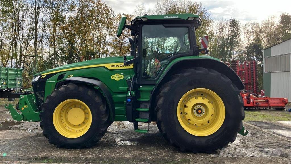 John Deere 8R 370 Traktoriai