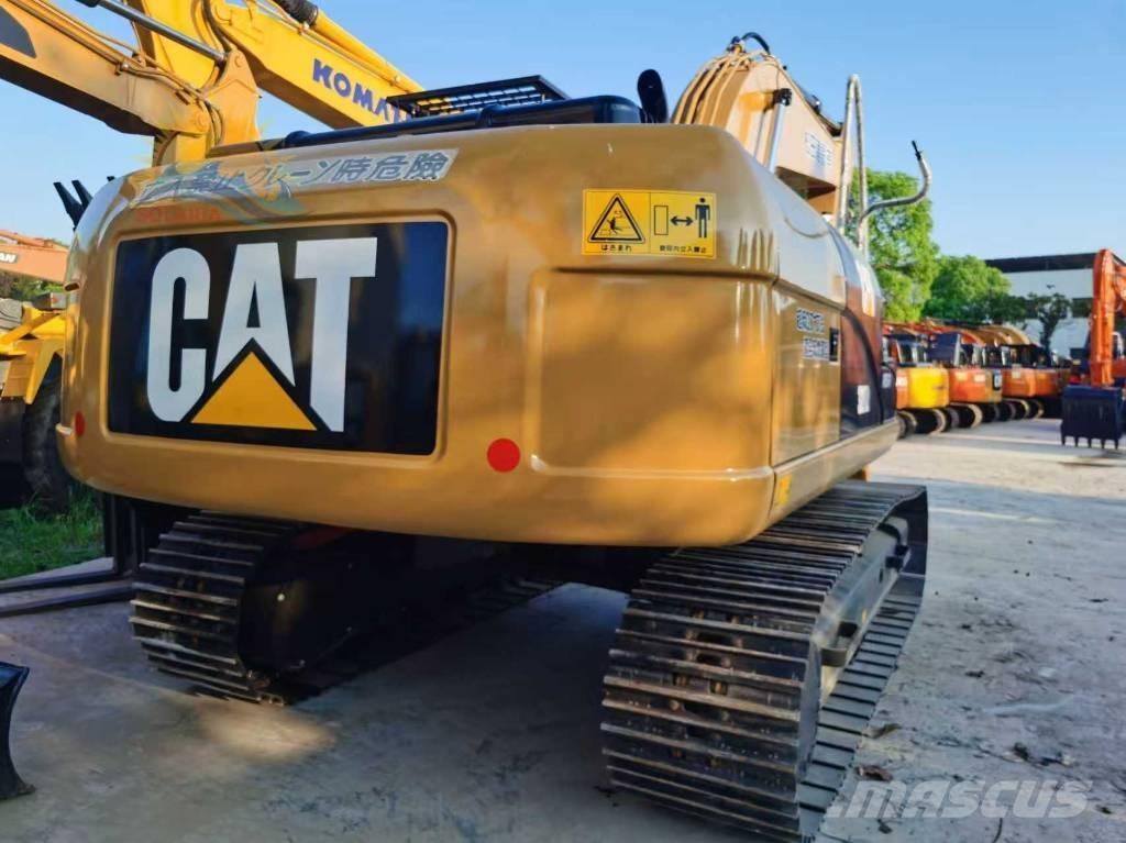 CAT 320d2 Vikšriniai ekskavatoriai
