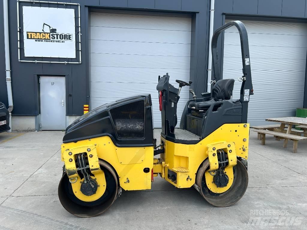 Bomag BW 120 AD-5 Porinių būgnų volai
