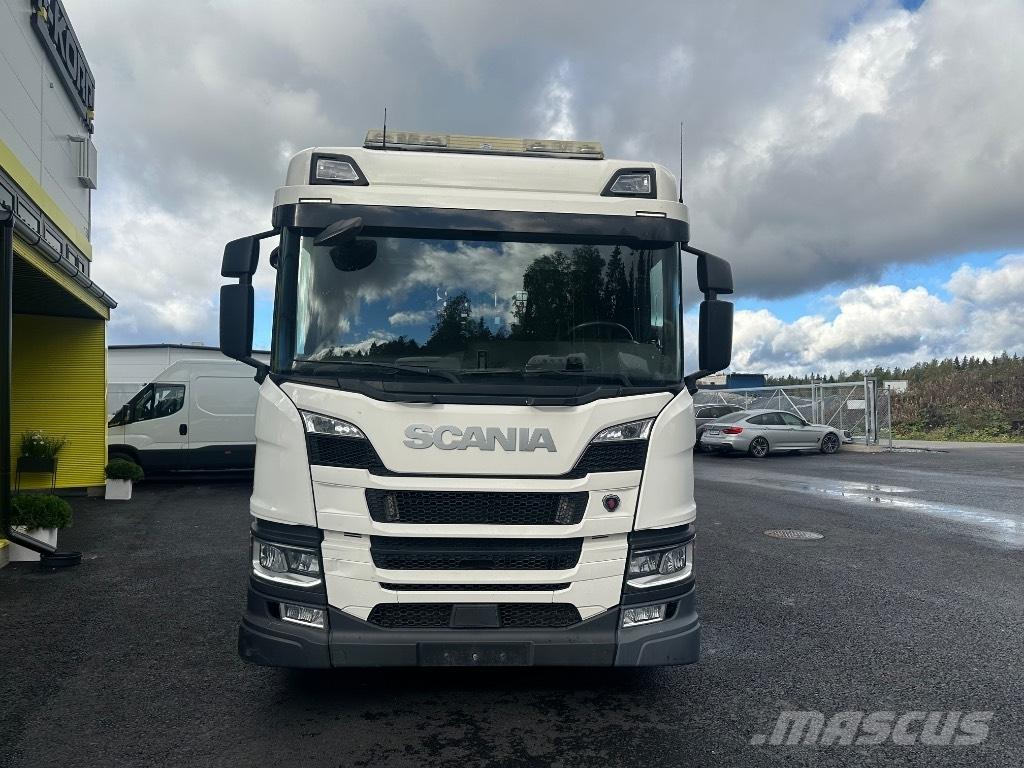 Scania P 370 6x2*4 Sunkvežimiai su keliamuoju kabliu