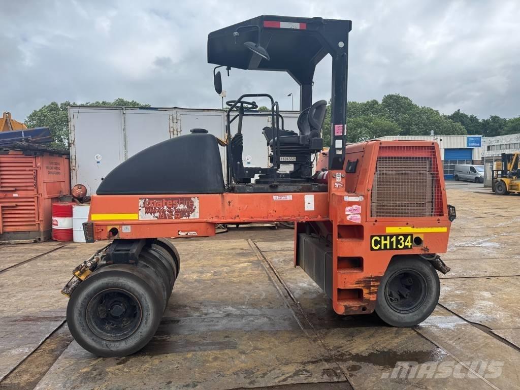 Dynapac CP 142 Pneumo volai
