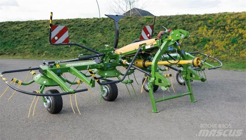 Krone VENDRO 560 Šieno grėbliai ir vartytuvai
