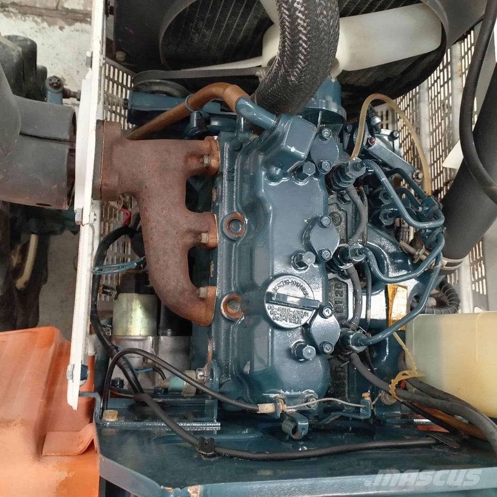 Kubota B 1402 Traktoriai