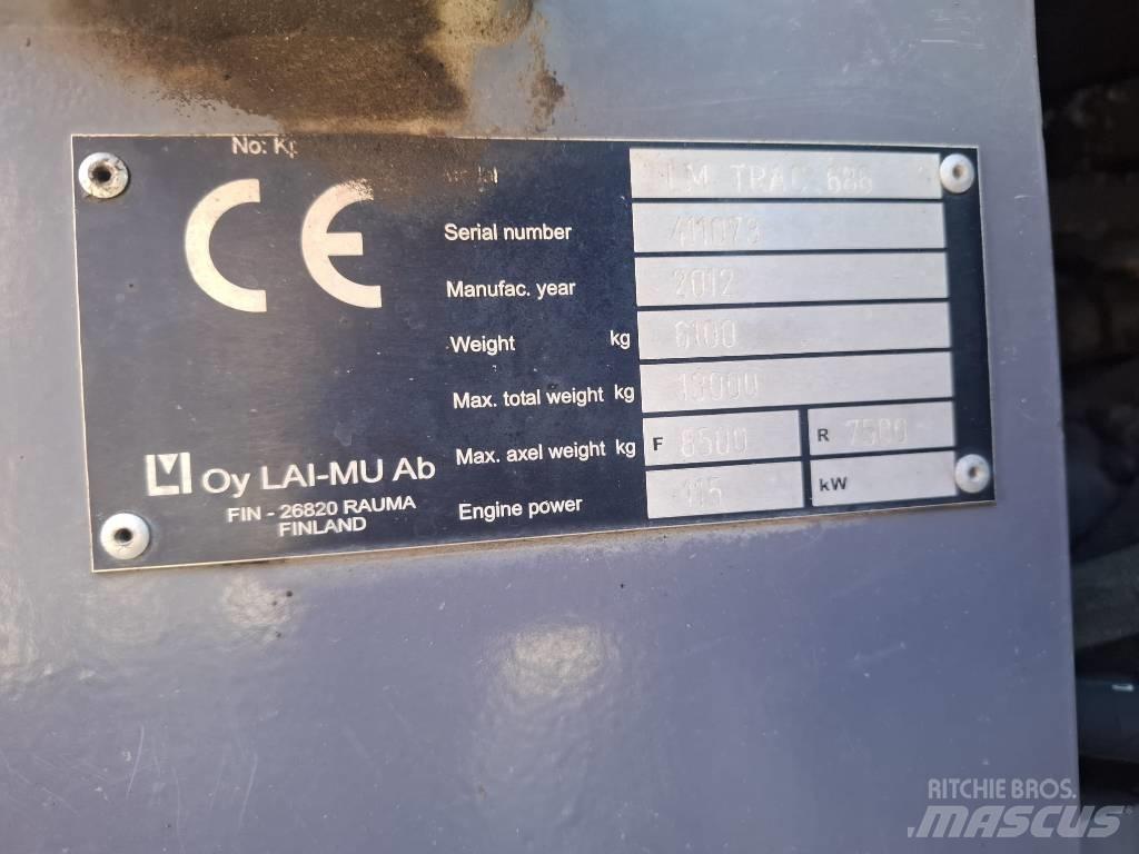 LM Trac 686 Naudoti ratiniai krautuvai