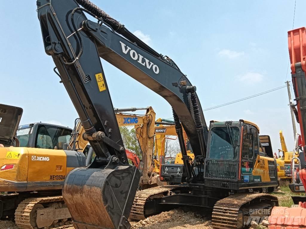 Volvo EC 240 Vikšriniai ekskavatoriai