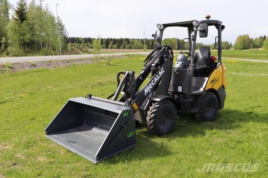 Mecalac MCL2 Krautuvai su šoniniu pasukimu