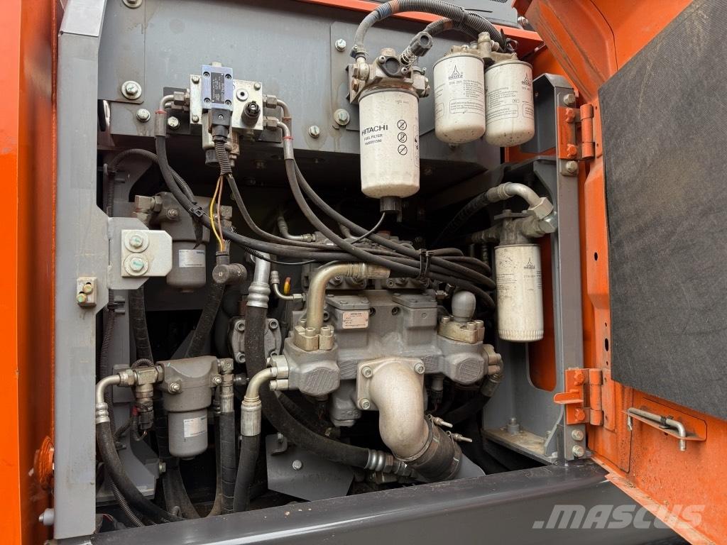 Hitachi ZX 140 W-6 Ratiniai ekskavatoriai