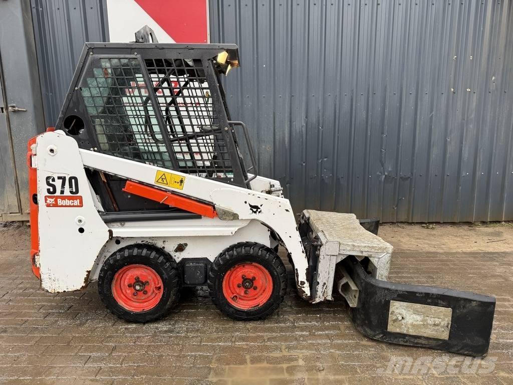 Bobcat S 70 Krautuvai su šoniniu pasukimu