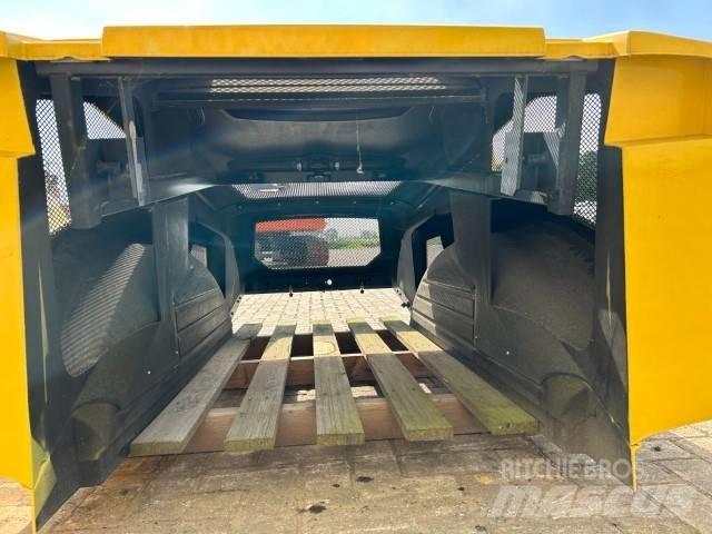 Bomag BW 211 D-5 Porinių būgnų volai