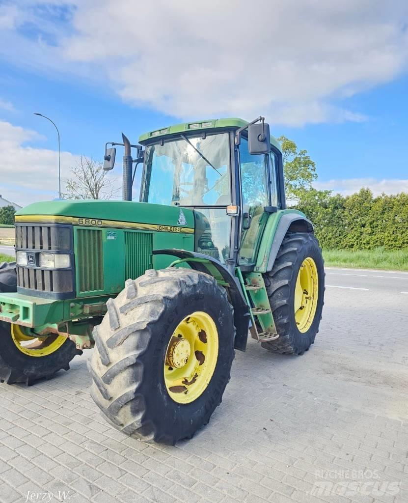 John Deere 6800 Traktoriai