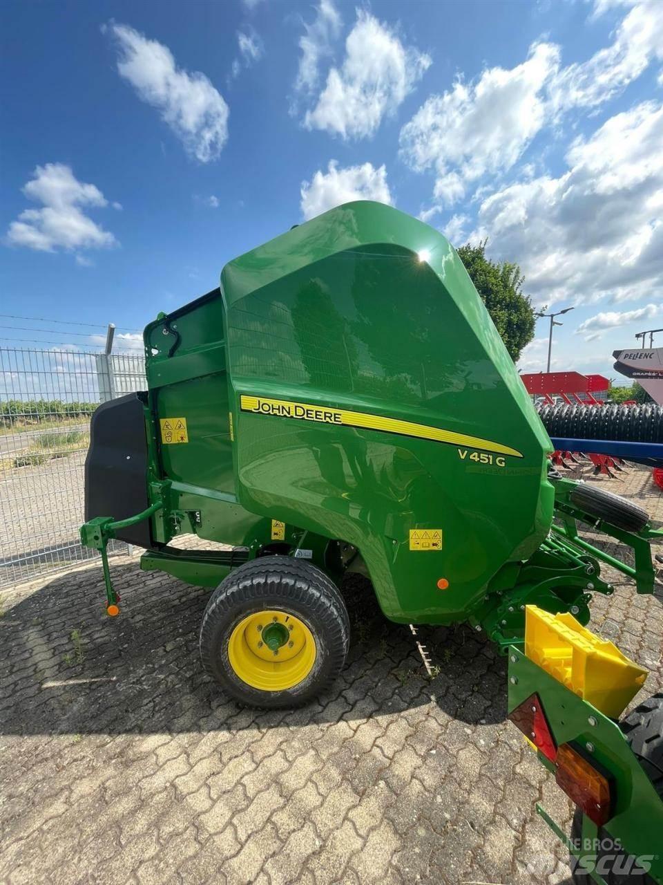 John Deere V451G Ritinių presai