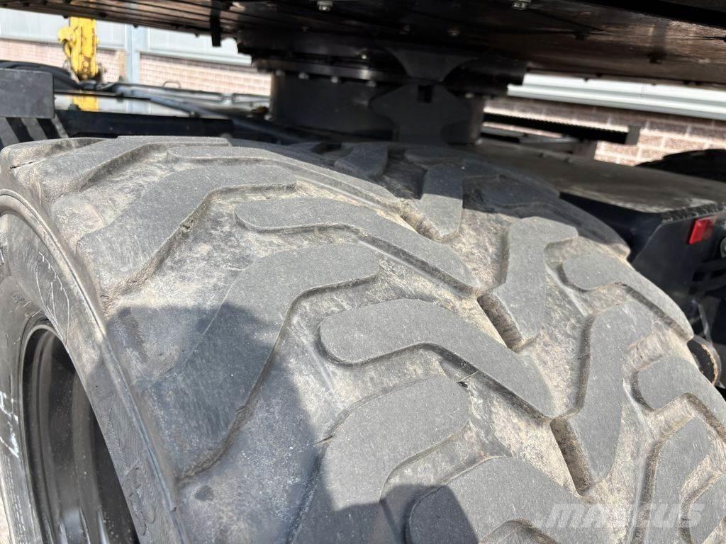 Yanmar B75W Ratiniai ekskavatoriai