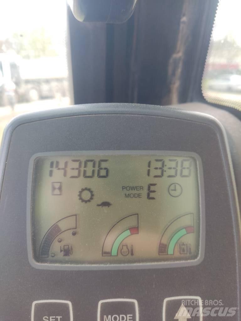 JCB JS 175 W Ratiniai ekskavatoriai