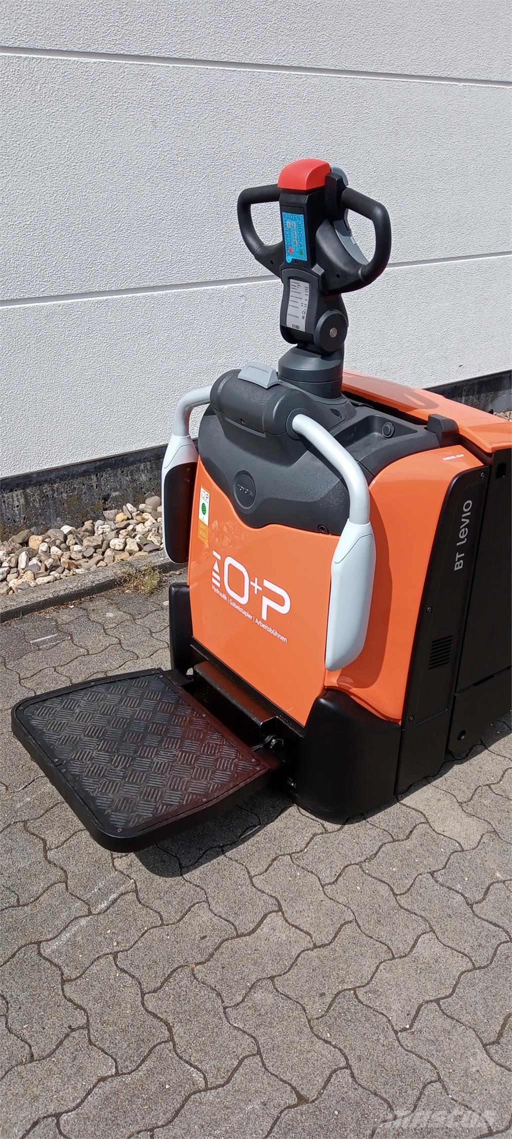 Toyota LPE 220 Rankiniai vėžimėliai