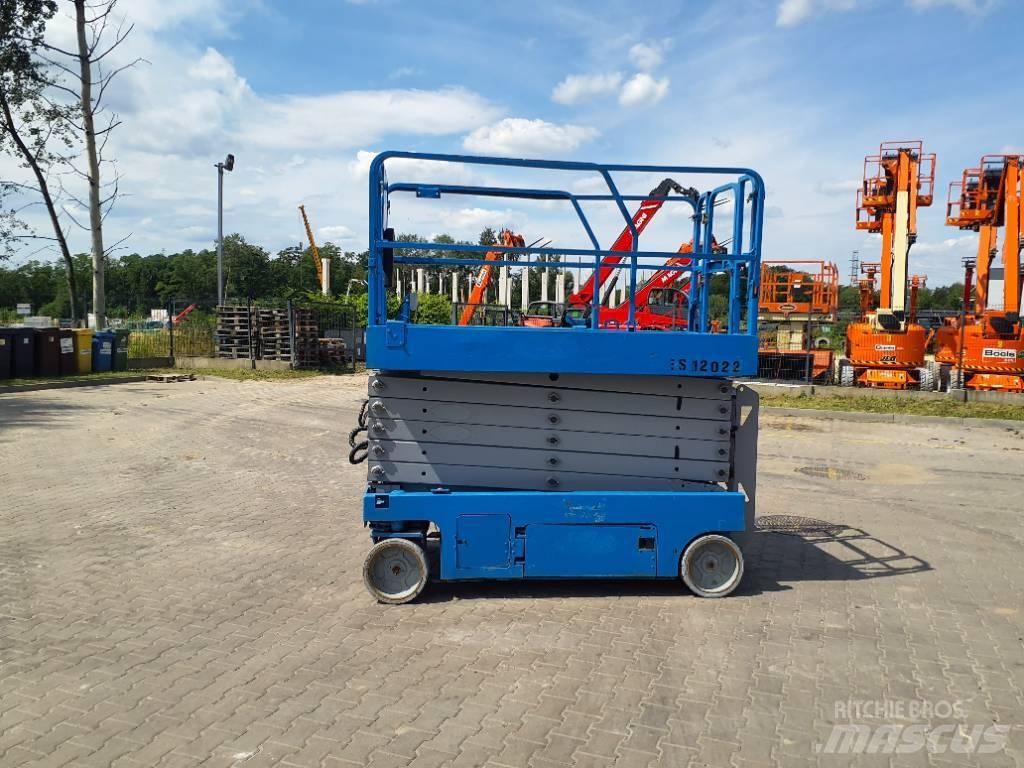 Genie GS4047 Žirkliniai keltuvai