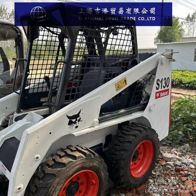 Bobcat S 130 Krautuvai su šoniniu pasukimu