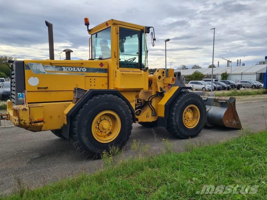 Volvo L70C Naudoti ratiniai krautuvai