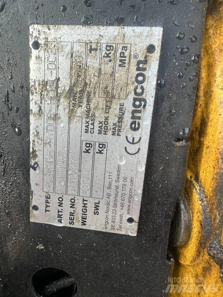 Hitachi ZX 85 USB-6 Vidutinės galios ekskavatoriai 7-12 t
