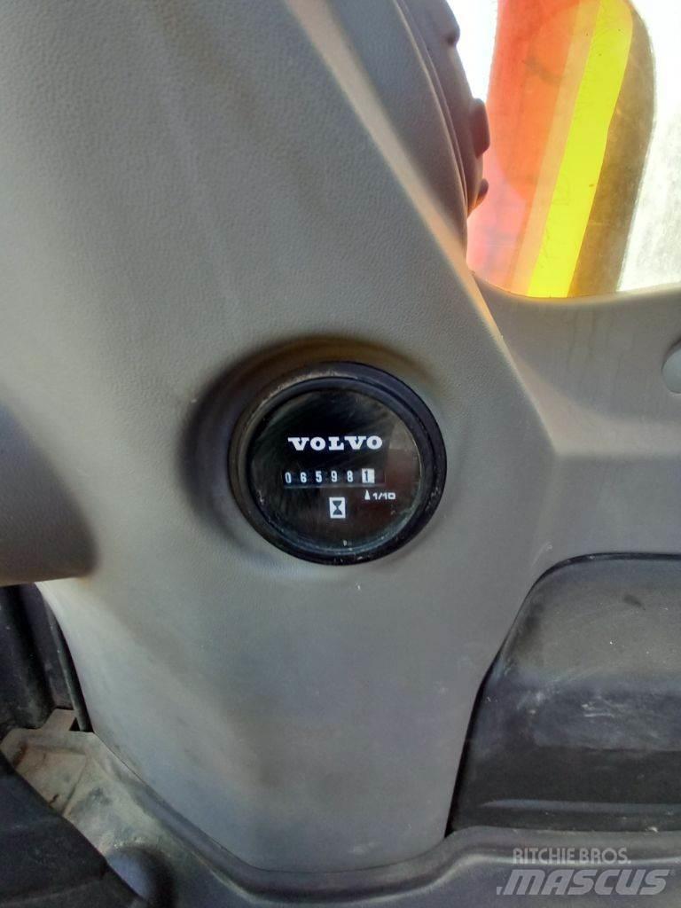 Volvo ECR 235 E Vikšriniai ekskavatoriai