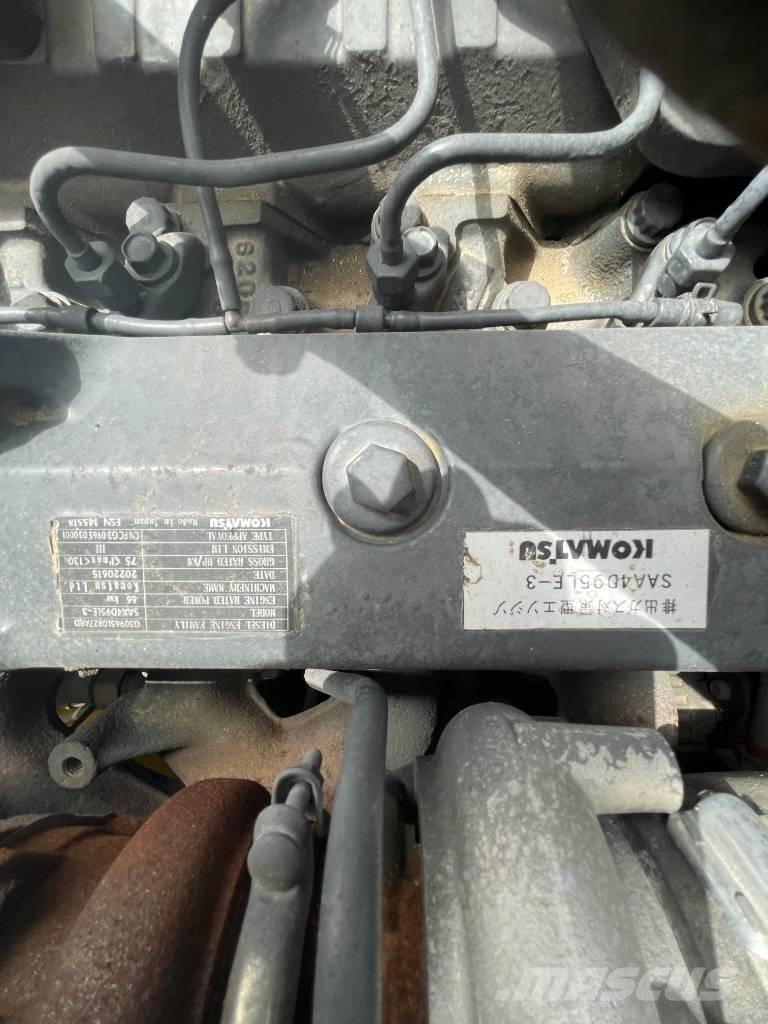 Komatsu PC 130 Vikšriniai ekskavatoriai