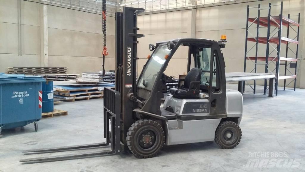 Nissan FGD02A30Q Dyzeliniai krautuvai