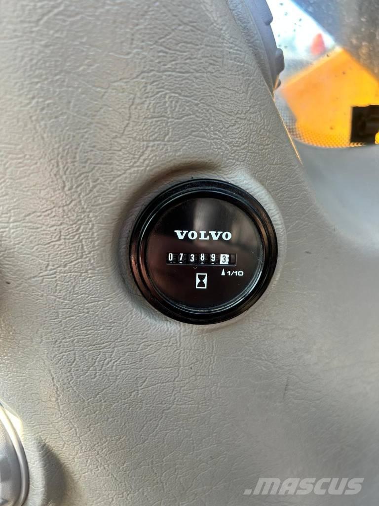 Volvo EC 220 E Vikšriniai ekskavatoriai