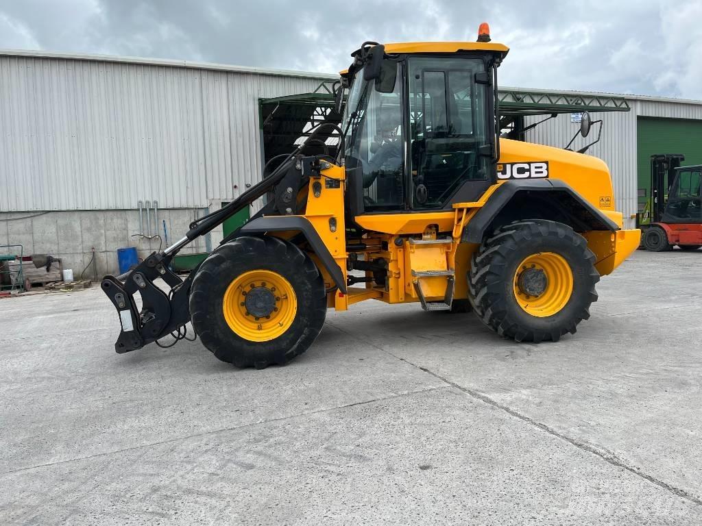 JCB 413 S Naudoti ratiniai krautuvai