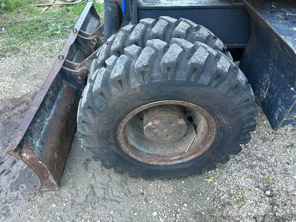 Komatsu PW 160-7E0 Ratiniai ekskavatoriai