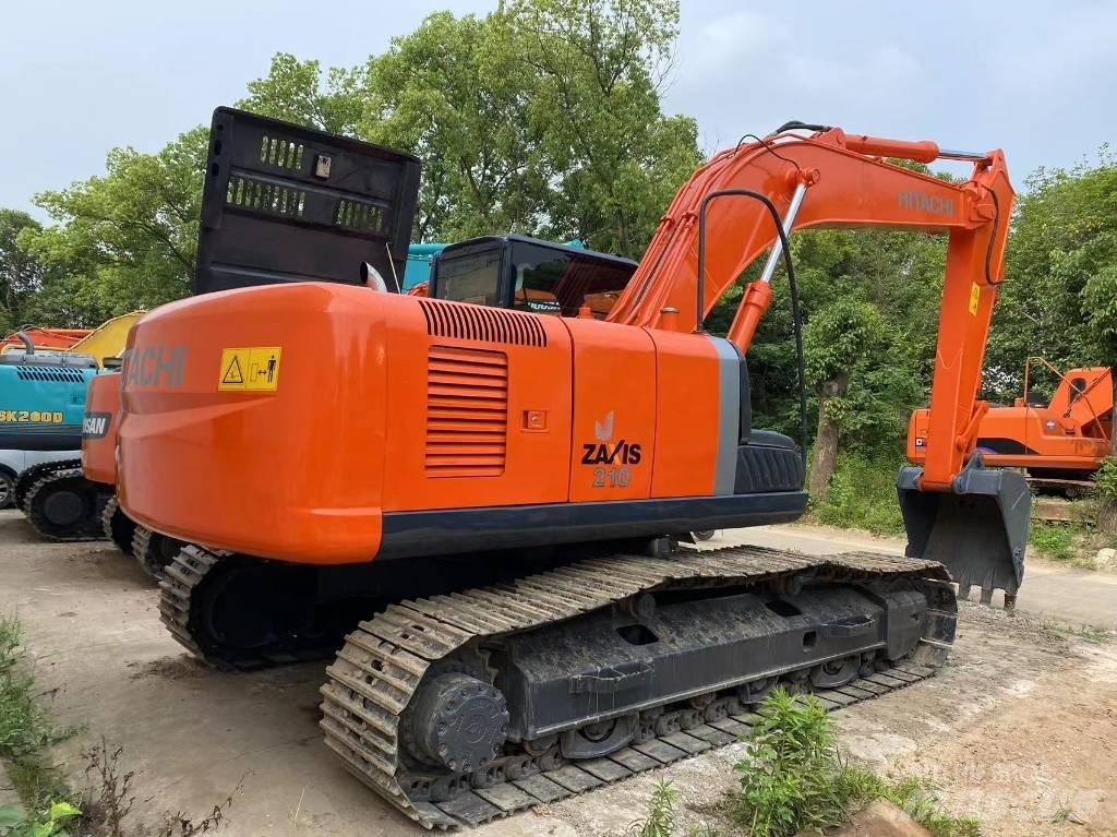 Hitachi ZX 210 Vikšriniai ekskavatoriai