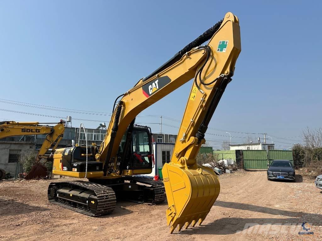 CAT 320D Vikšriniai ekskavatoriai