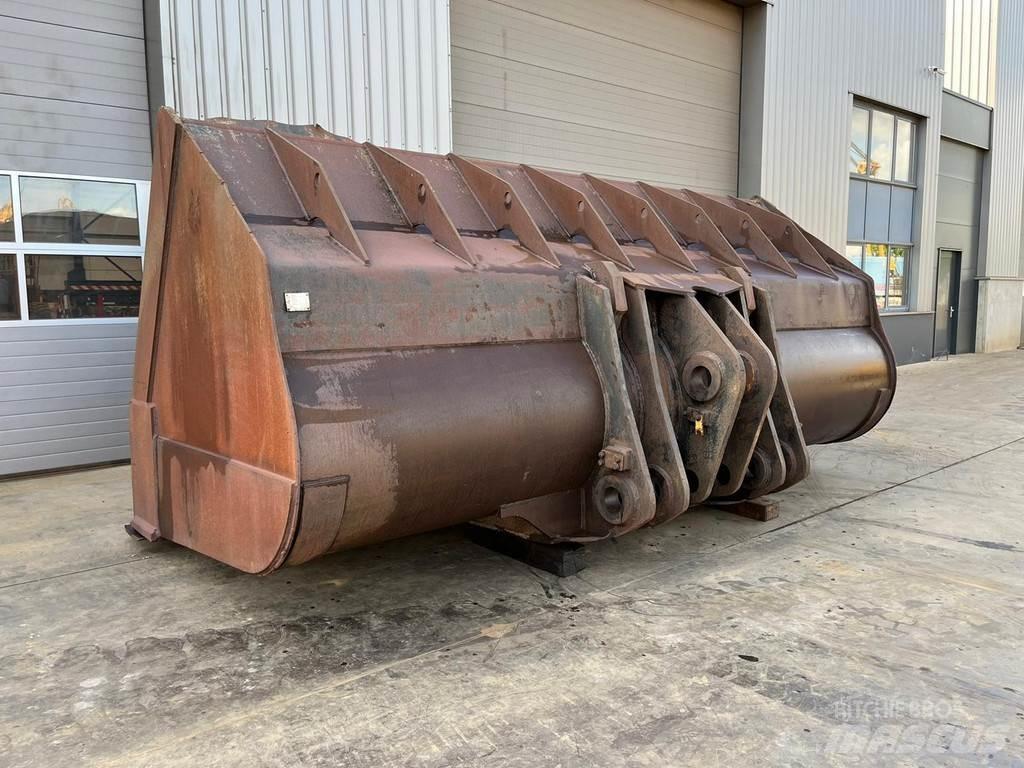CAT 990 Bucket Kaušai