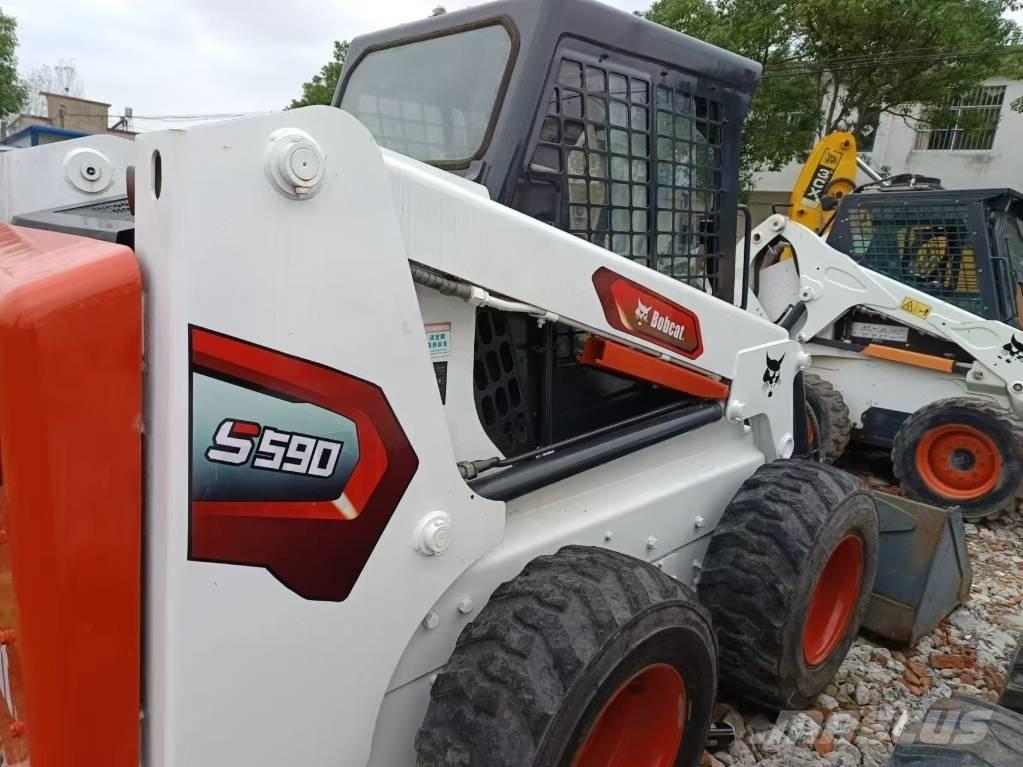 Bobcat S 590 Krautuvai su šoniniu pasukimu