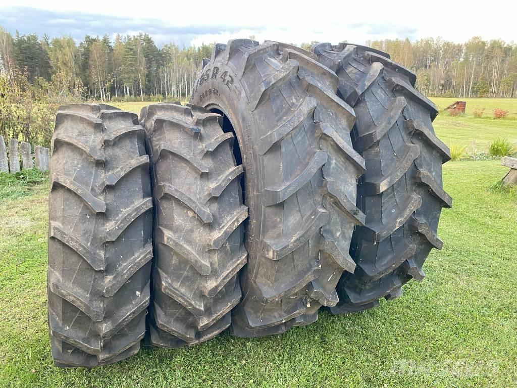 Trelleborg TM 600 Padangos, ratai ir ratlankiai