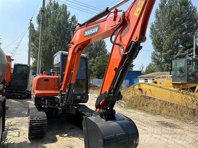 Doosan DX55 Mini ekskavatoriai < 7 t