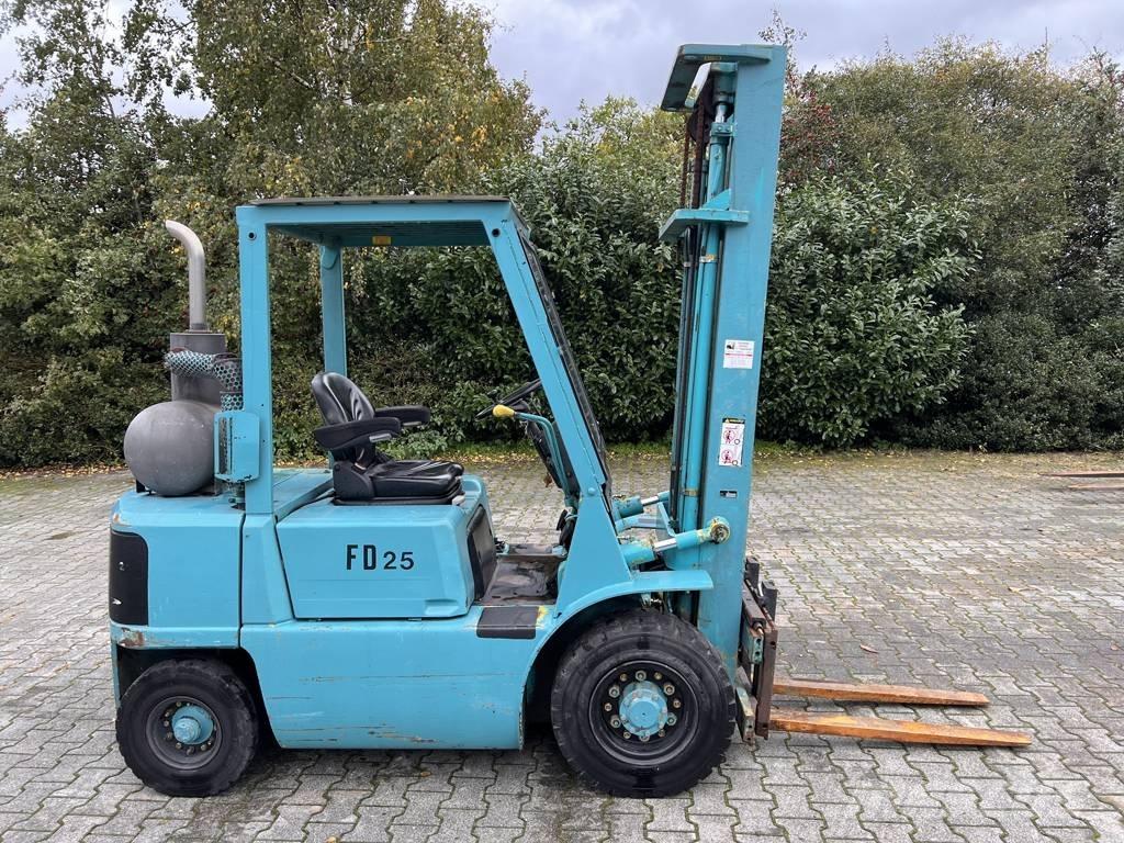 Mitsubishi FD25T Dyzeliniai krautuvai