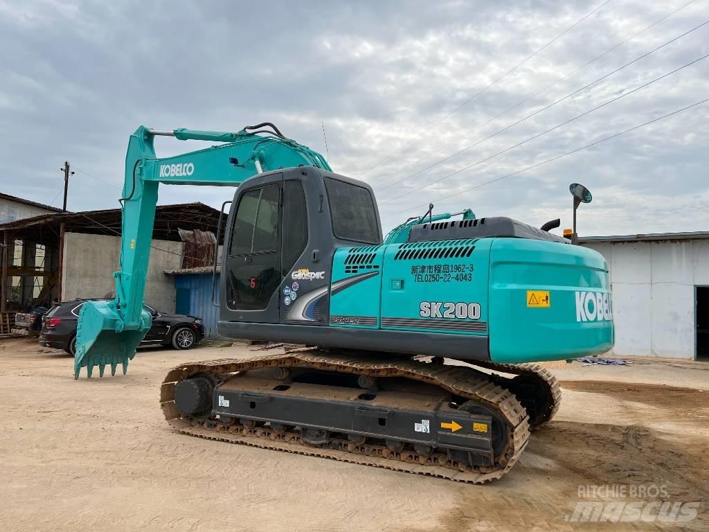 Kobelco SK 200-8 Vikšriniai ekskavatoriai