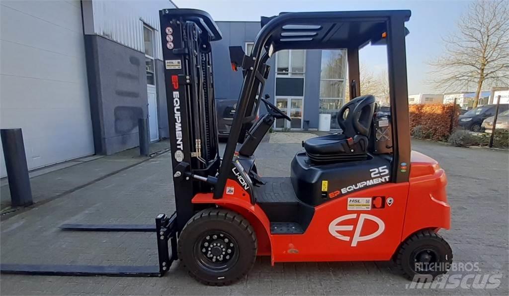  EFL253-B Elektriniai šakiniai krautuvai