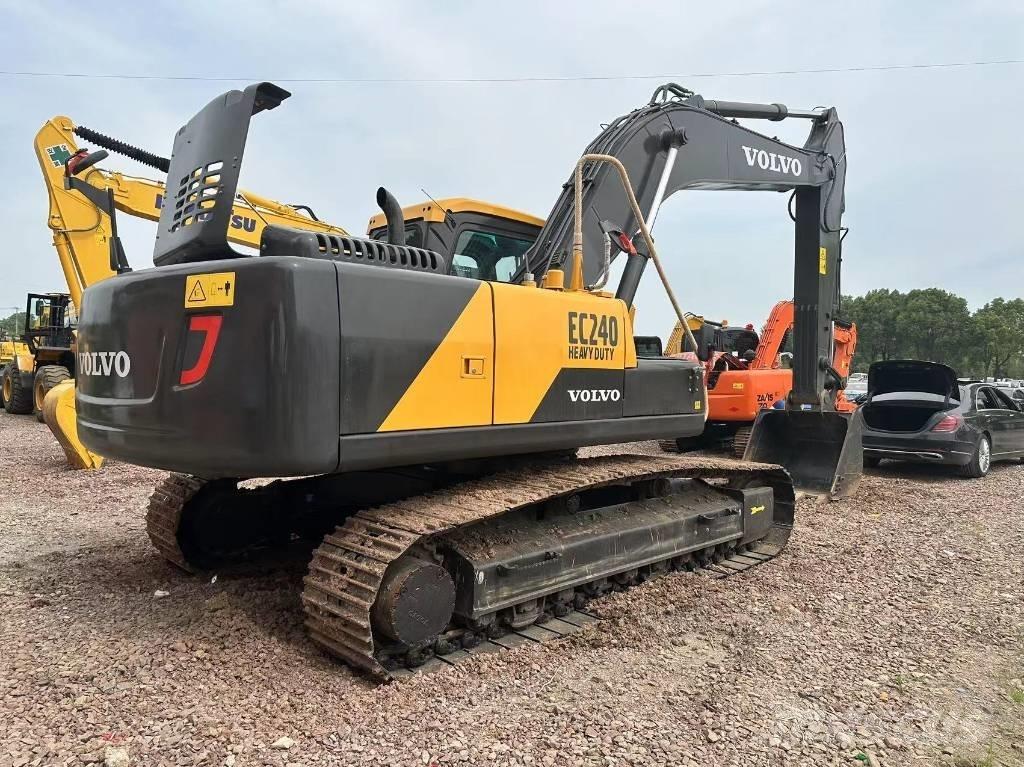 Volvo EC 240 Vikšriniai ekskavatoriai