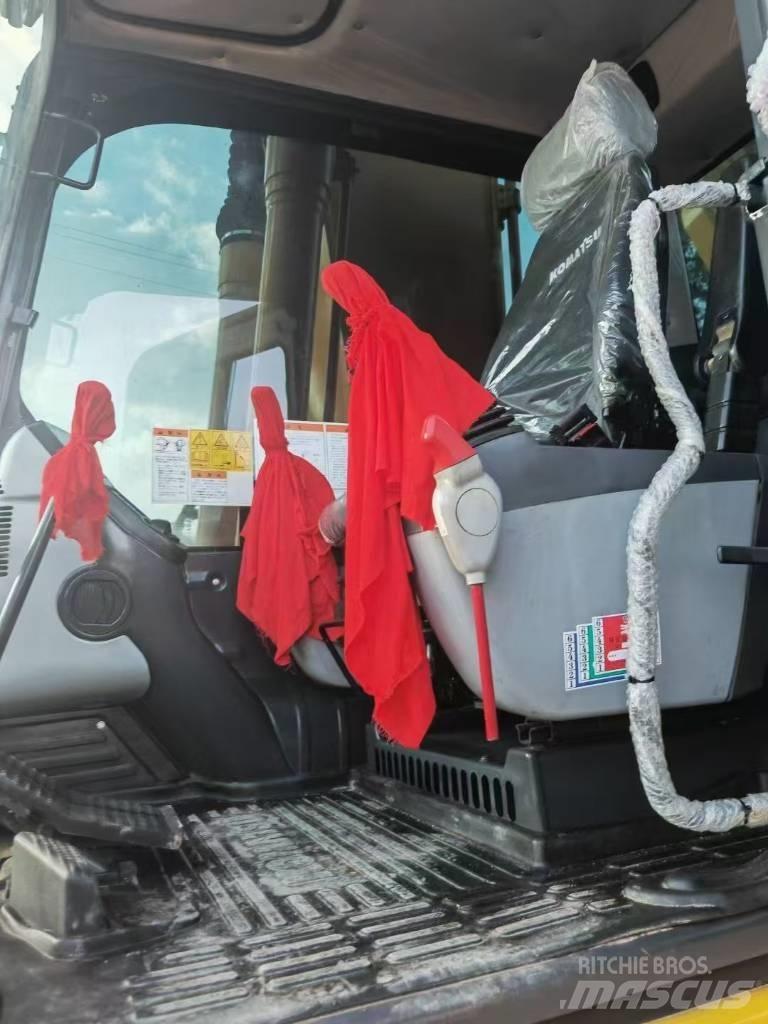 Komatsu 200-8 Vikšriniai ekskavatoriai
