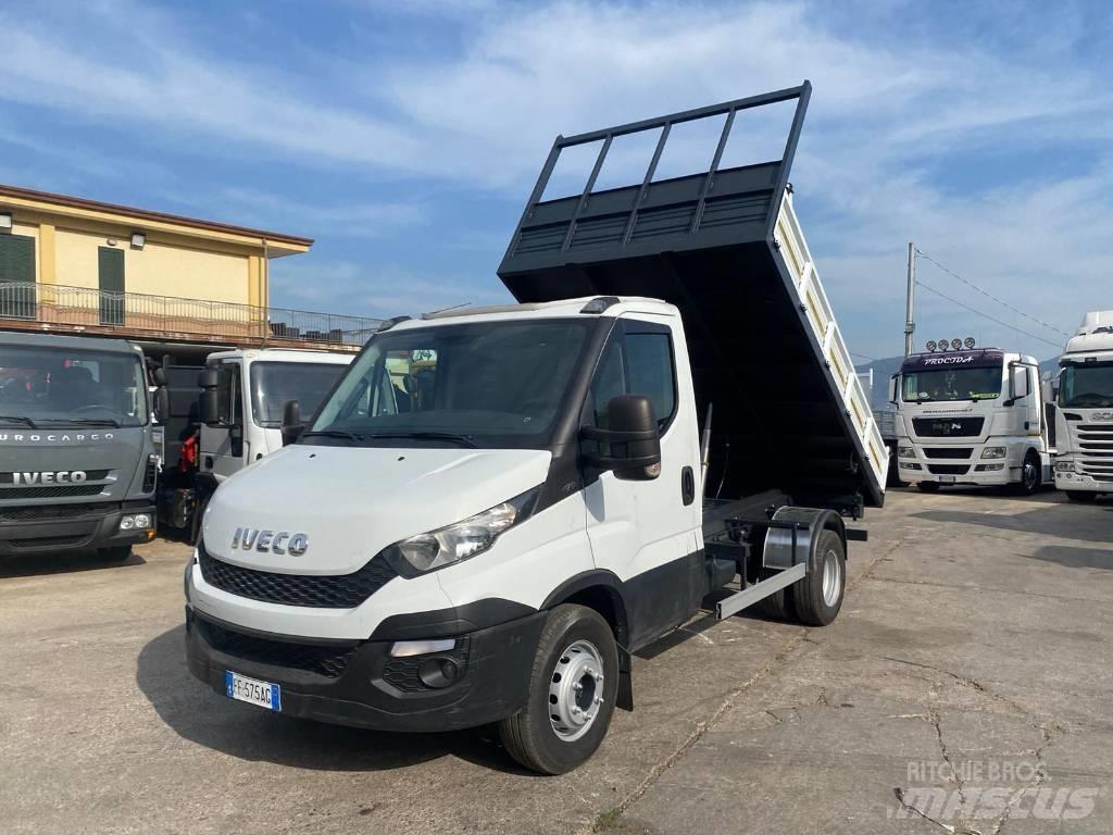 Iveco Daily 35C17 Savivarčių priekabų vilkikai