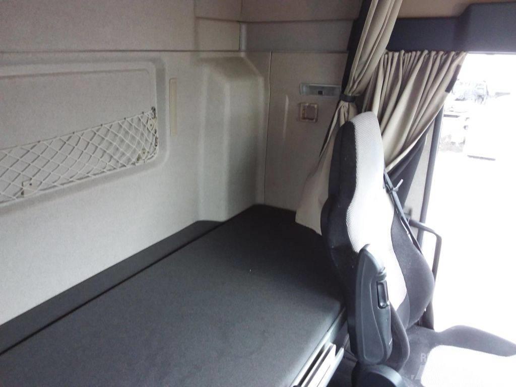 MAN TGX 18.460 XLX Naudoti vilkikai