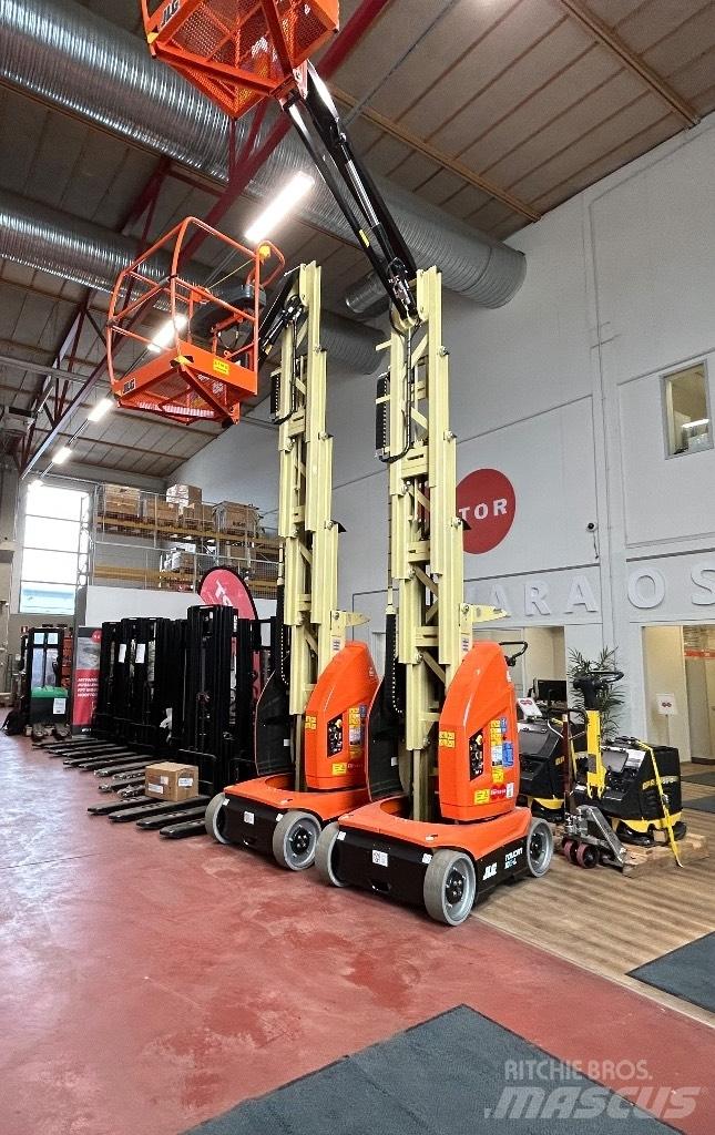 JLG Toucan 10 E-L Vertikalūs stiebiniai keltuvai